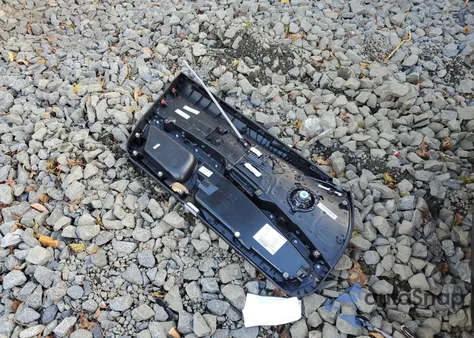 2009 BMW 328 Xi Sulev из США, поврежденный, VIN WBAWV53599P080366